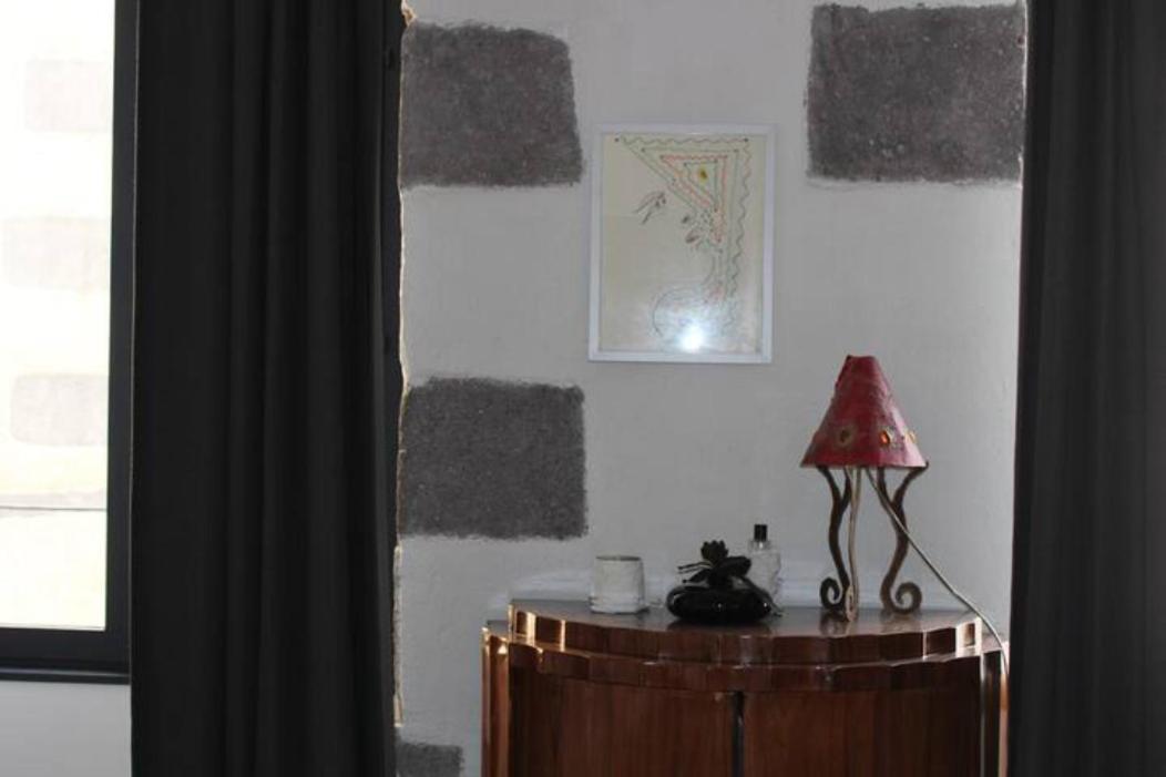 La Tour Gregoire Bed and Breakfast Clermont-Ferrand Exteriör bild